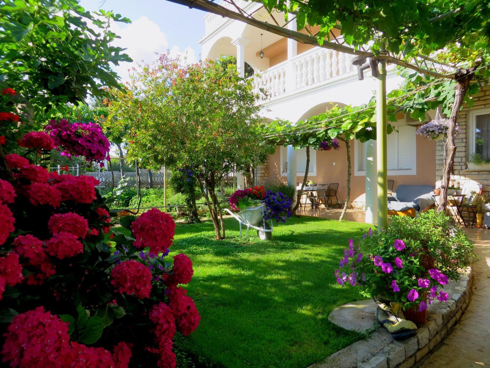Beach Apartment Roza Biograd Oneroom - Premium Location Biograd Na Moru Εξωτερικό φωτογραφία
